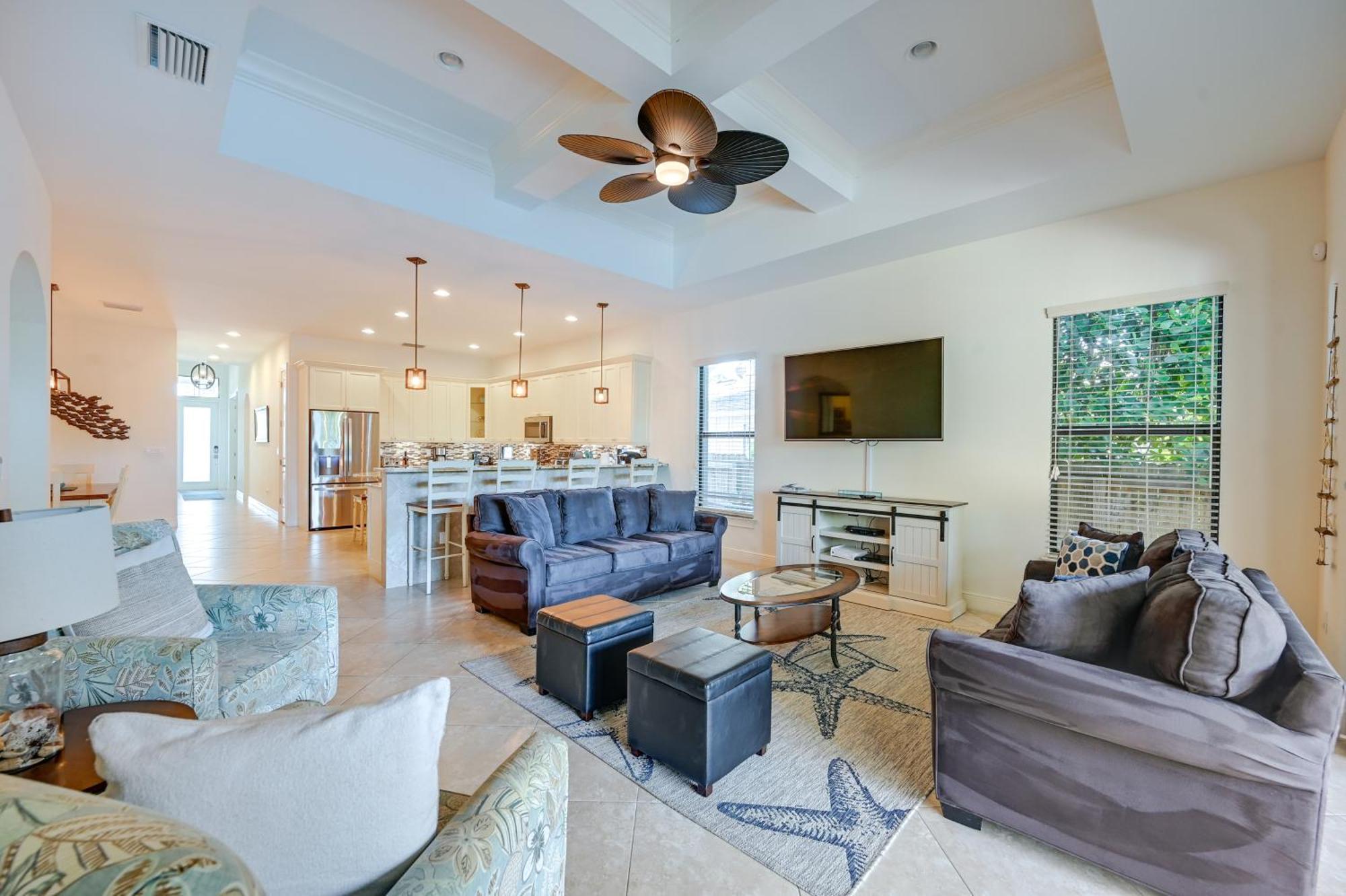 Chic Retreat With Private Heated Pool And Lanai