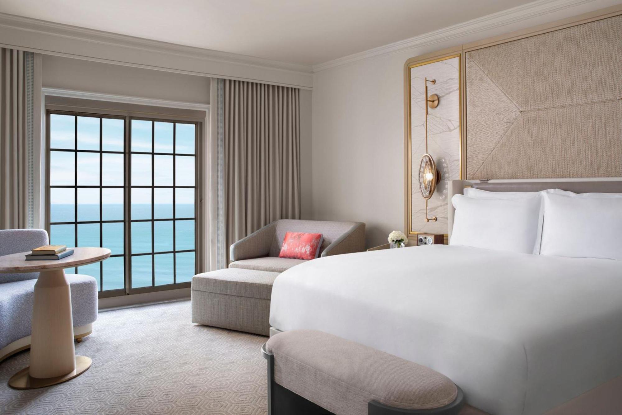 Resort The Ritz-carlton
