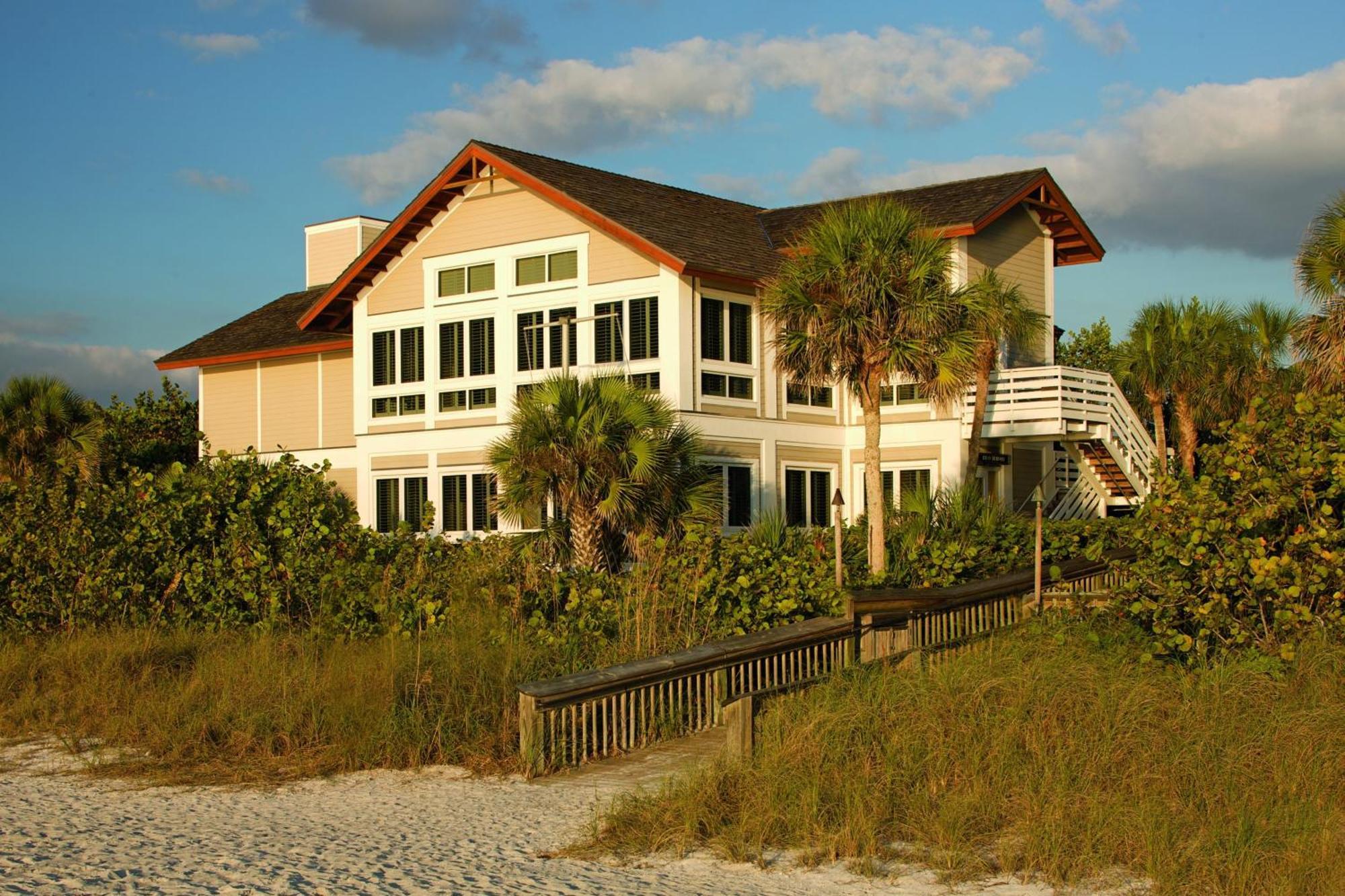 The Ritz-carlton 5*