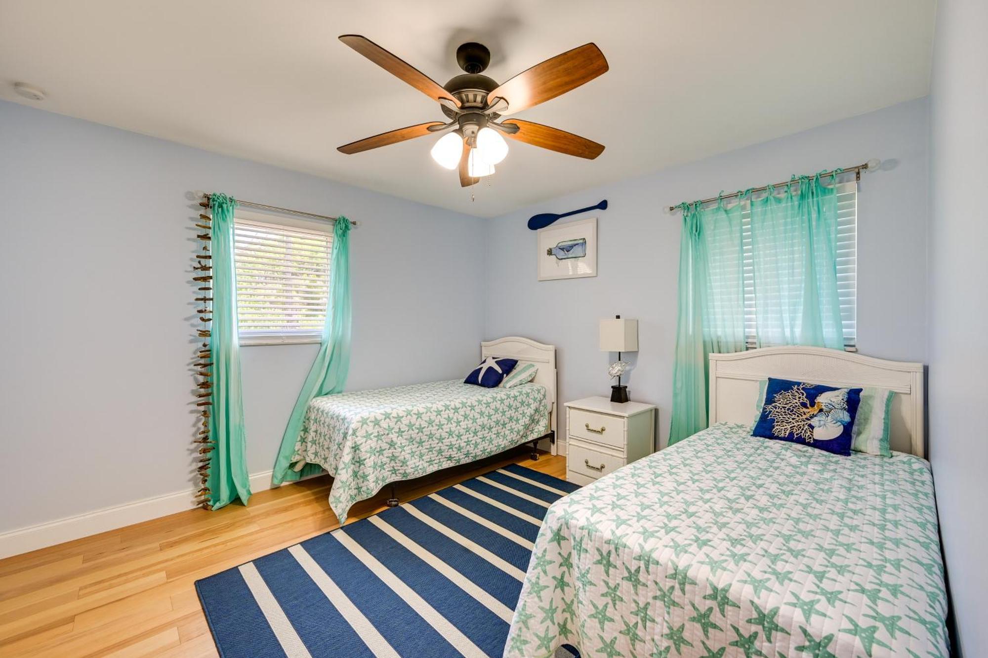 Holiday home Pet-friendly Vacation Near Beach! *