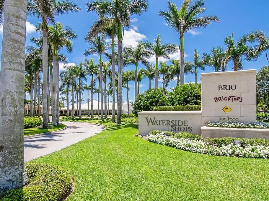 Park Shore Modern Floor 2 Bed 2 Bath *