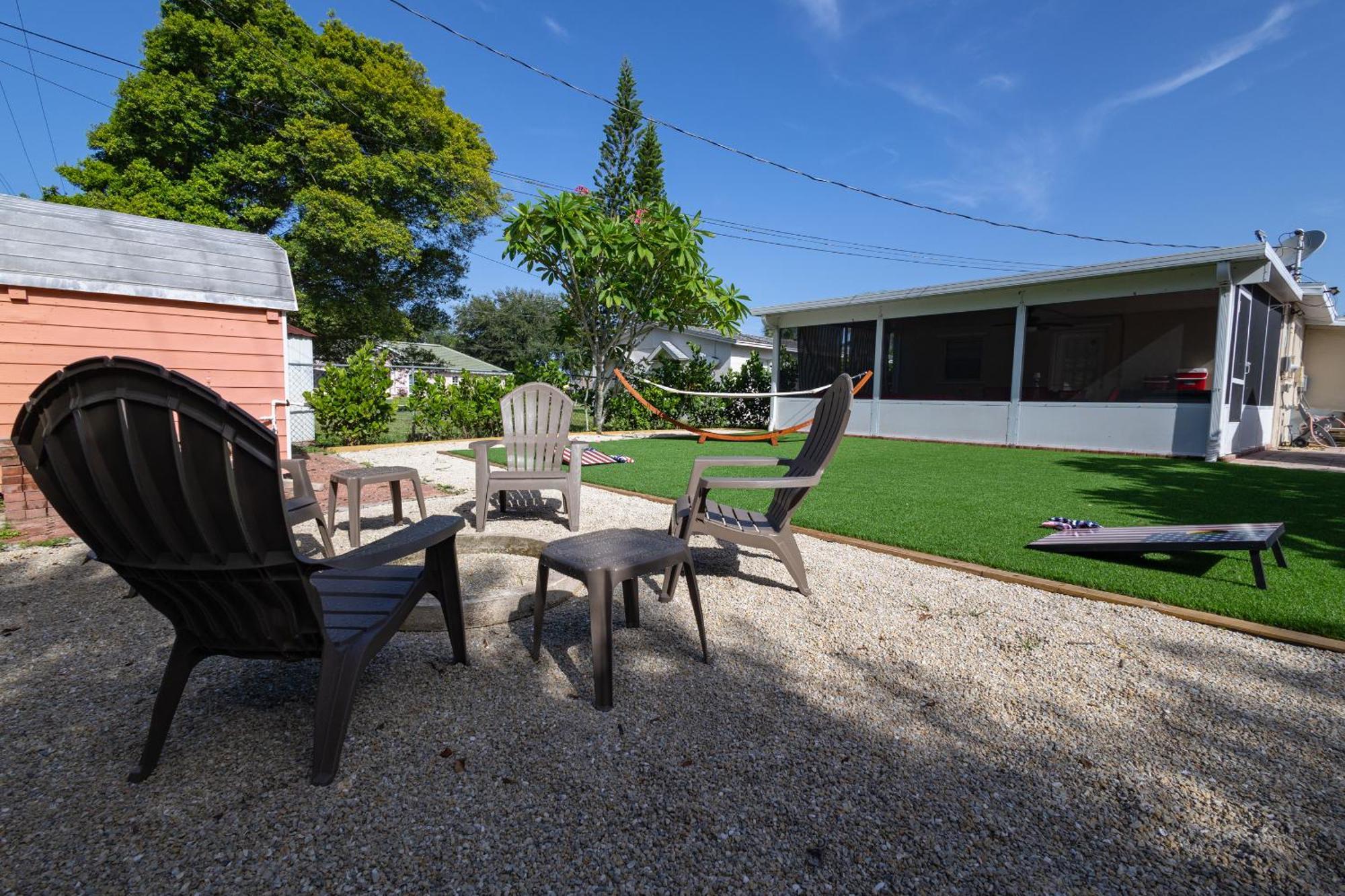 Comfy 3 Bedroom With Parking & Close To Everything Holiday home Naples
