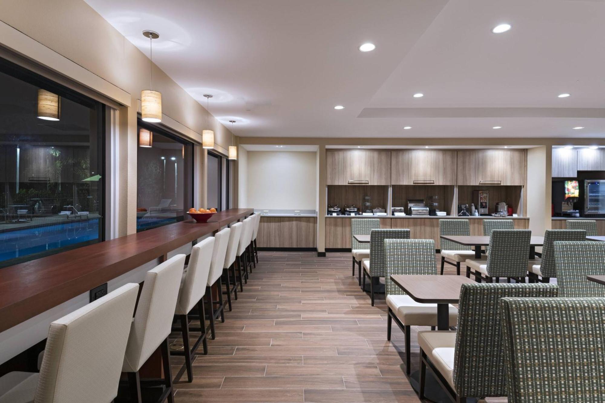 Hotel Towneplace By Marriott