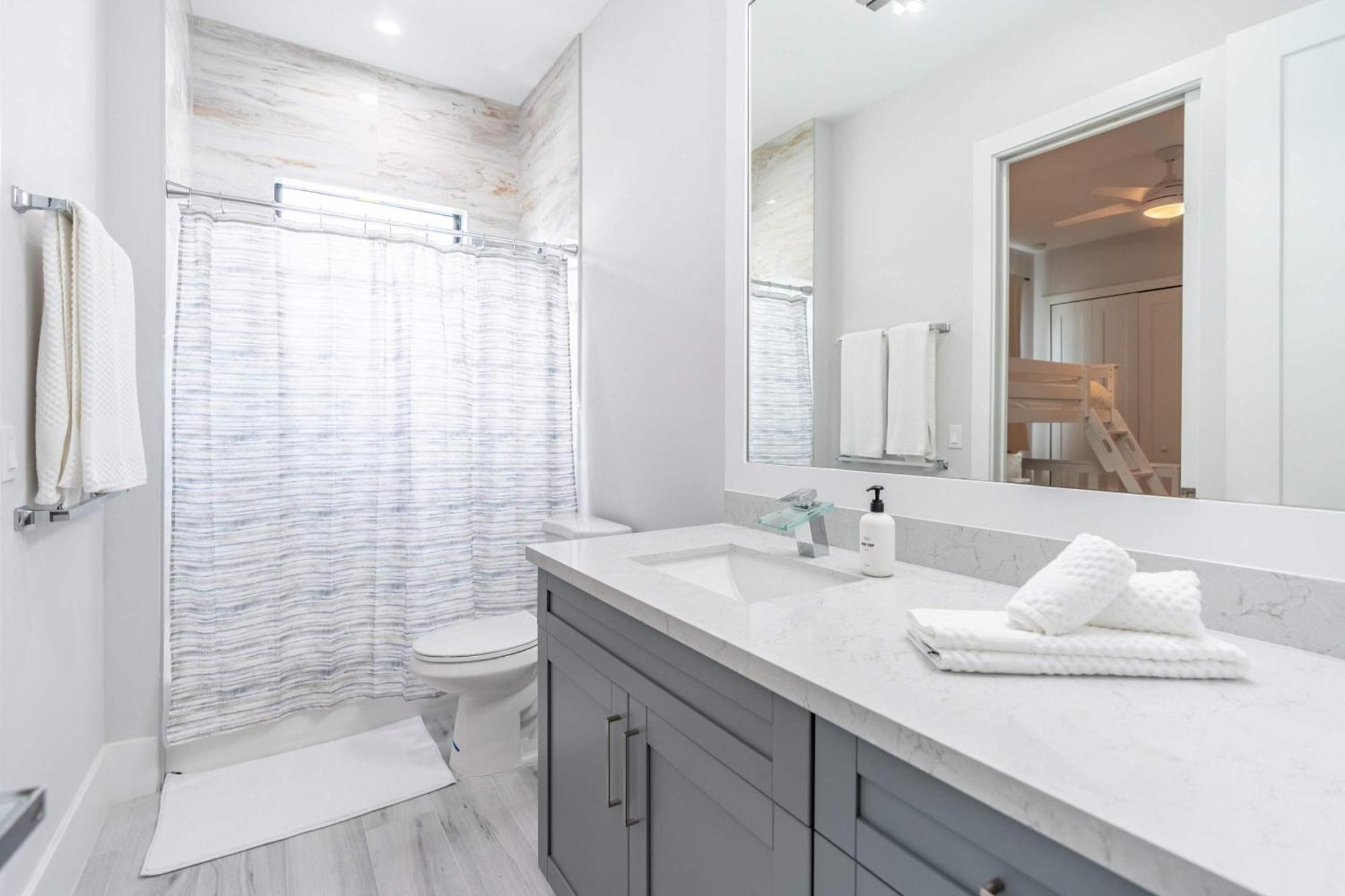 Sparkling New Vanderbilt Luxury Escape