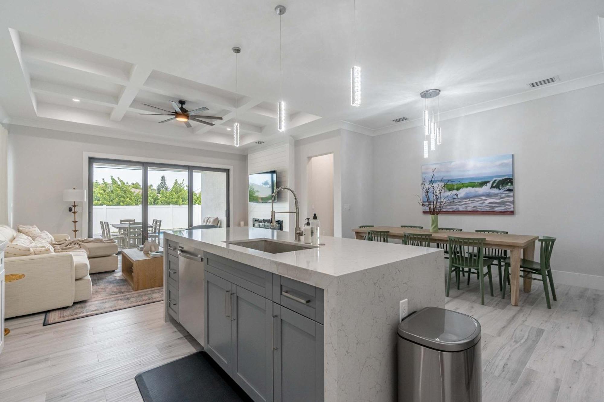 Holiday home Sparkling New Vanderbilt Luxury Escape *