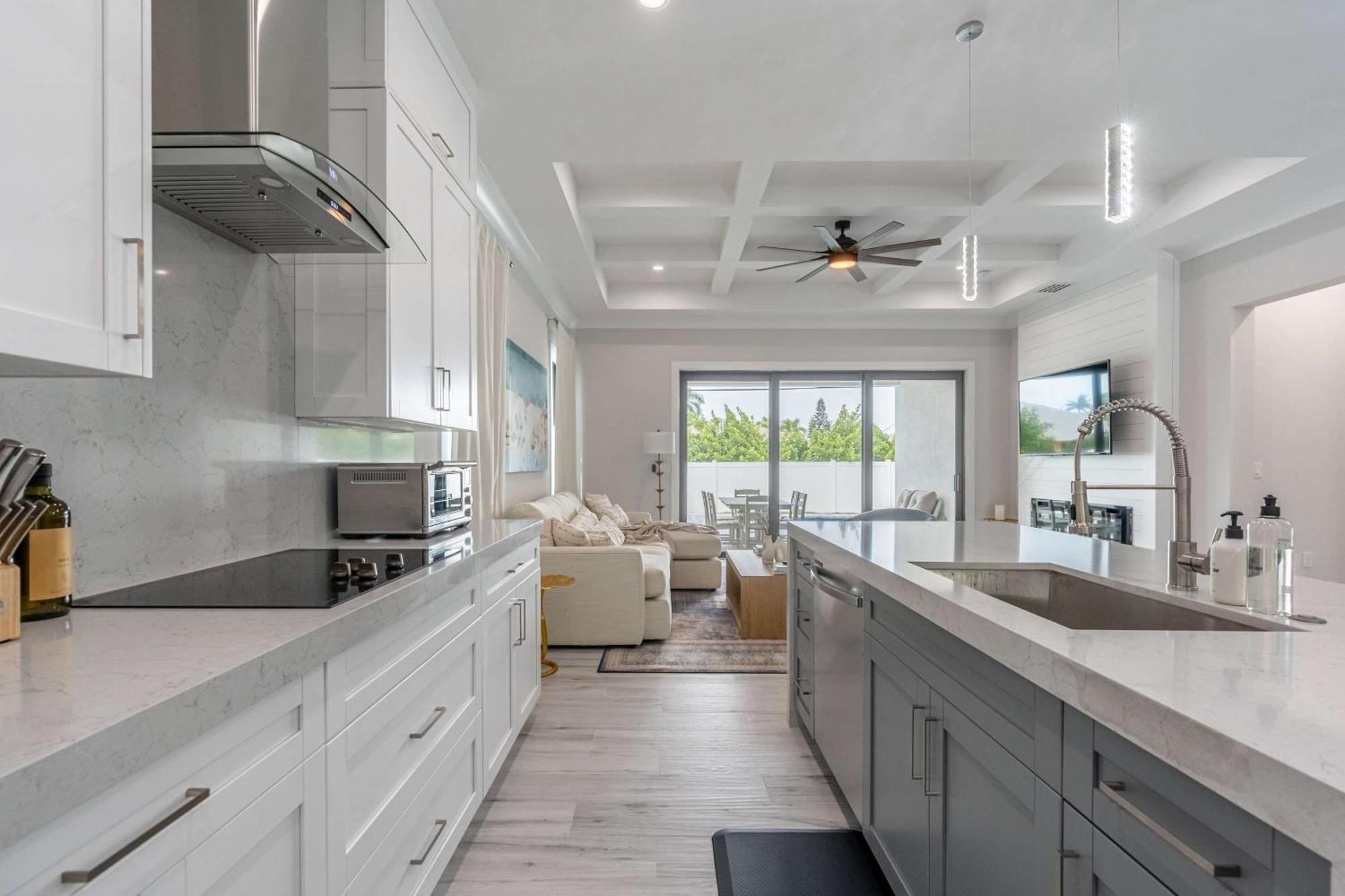 Holiday home Sparkling New Vanderbilt Luxury Escape