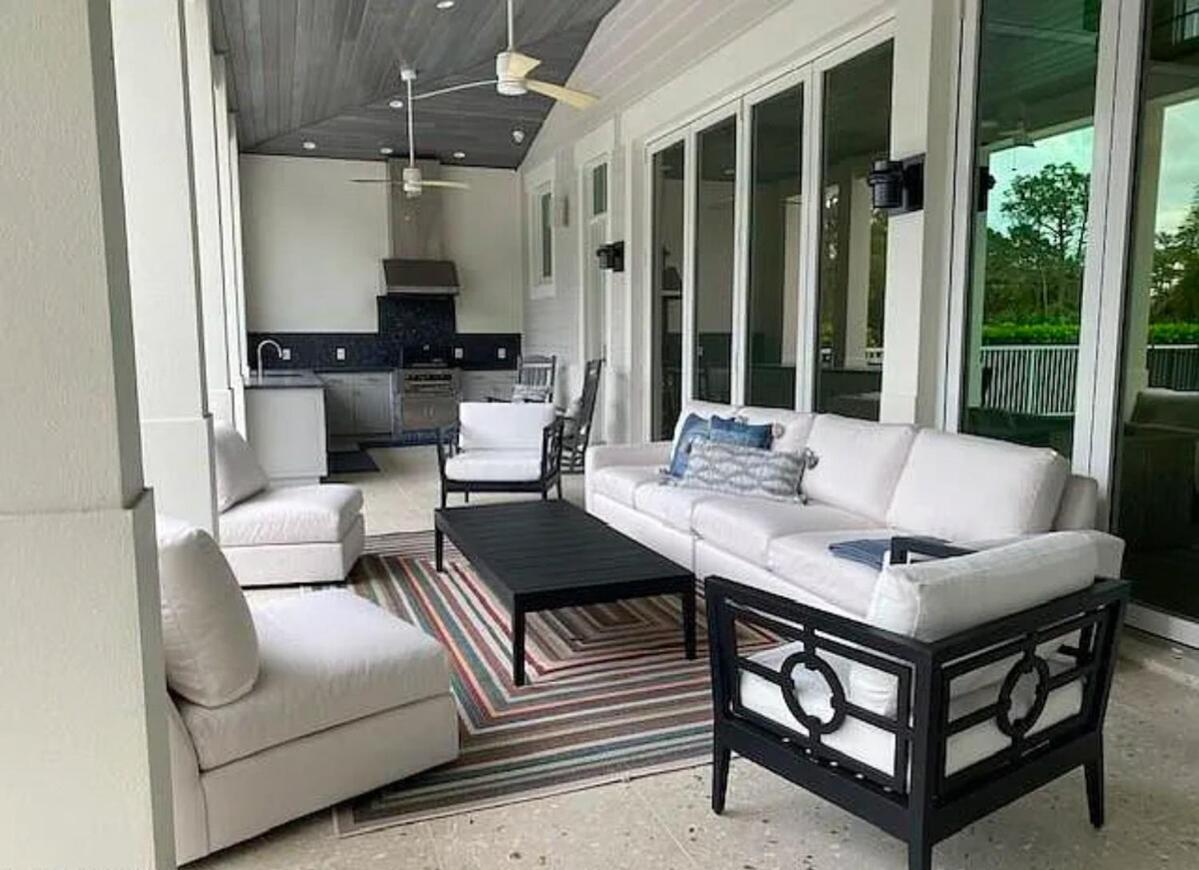 Villa Golden Gate Estates Mansion W Pool In Luxury