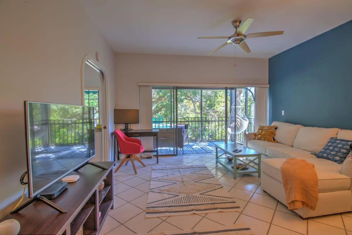 Chic Getaway - Tennis Pool Comfort Holiday home *