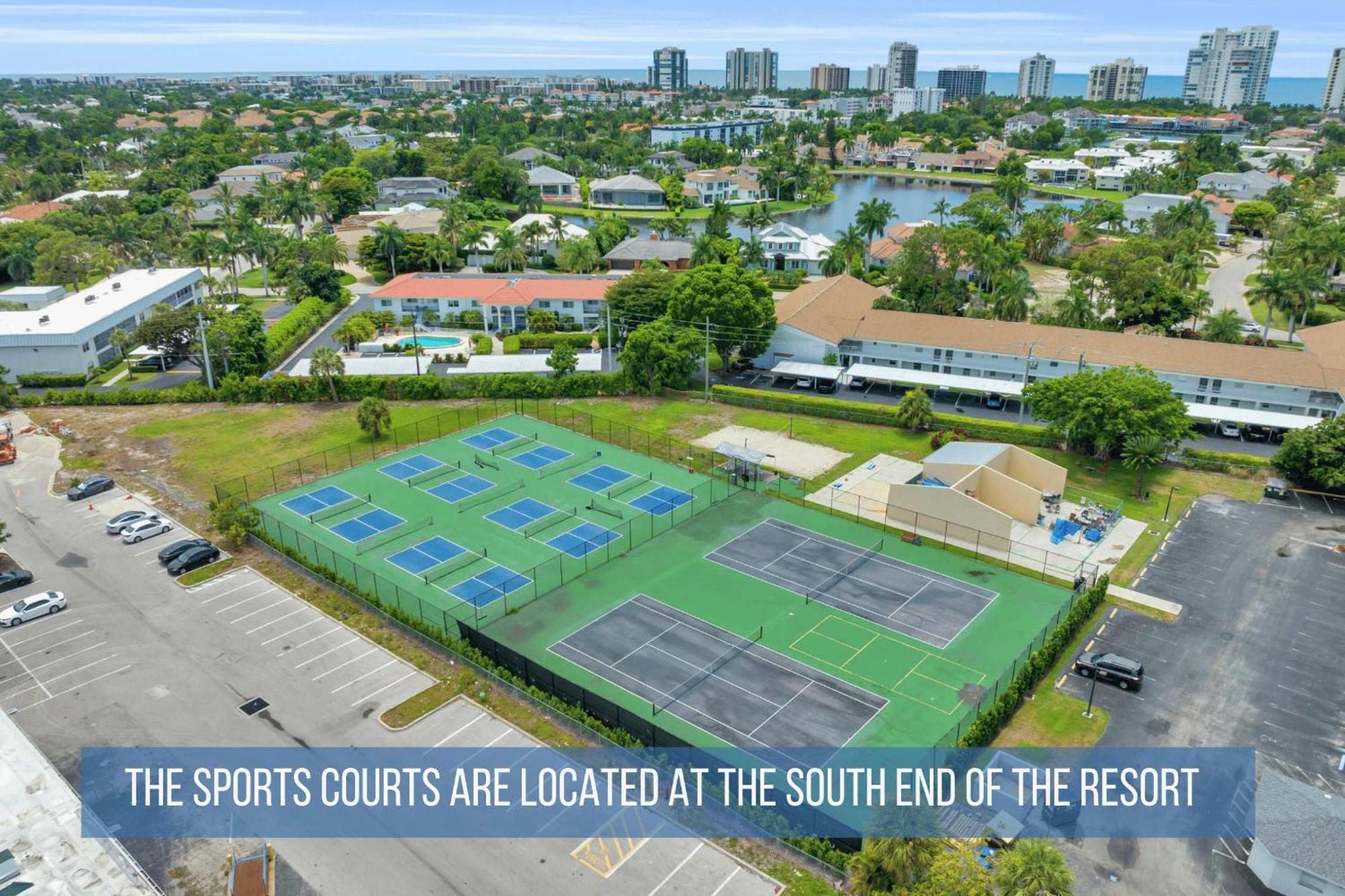 Spend Your Vacation In Luxury With Pool Views #243 * Naples