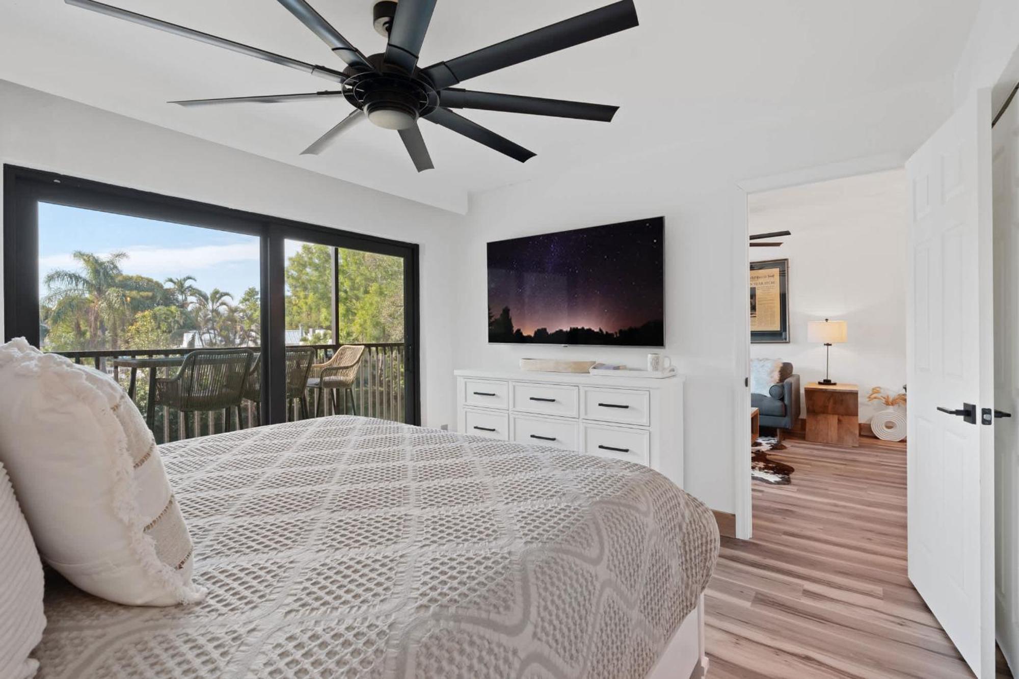 Spend Your Vacation In Luxury With Pool Views #243 Holiday home Naples