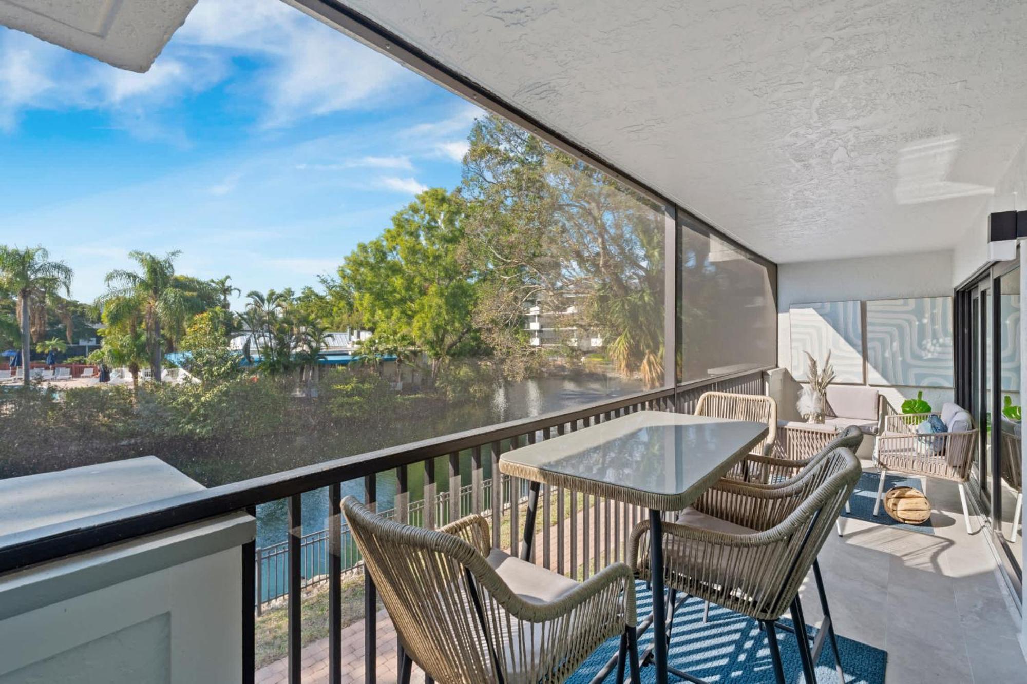 Spend Your Vacation In Luxury With Pool Views #243 Holiday home