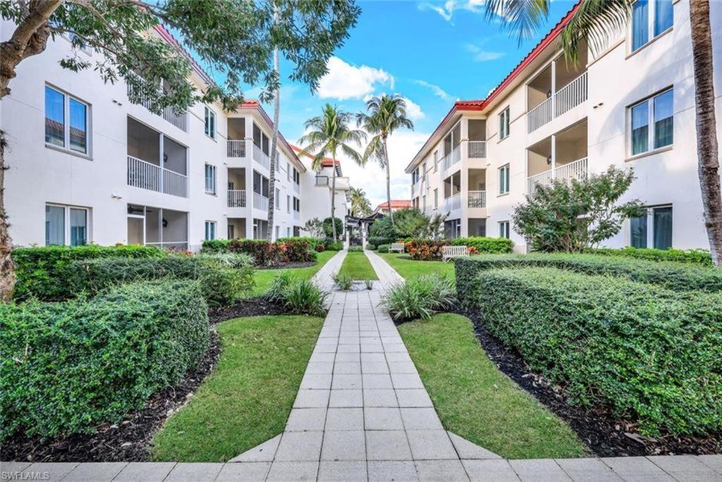 Hotel Bellasera Naples