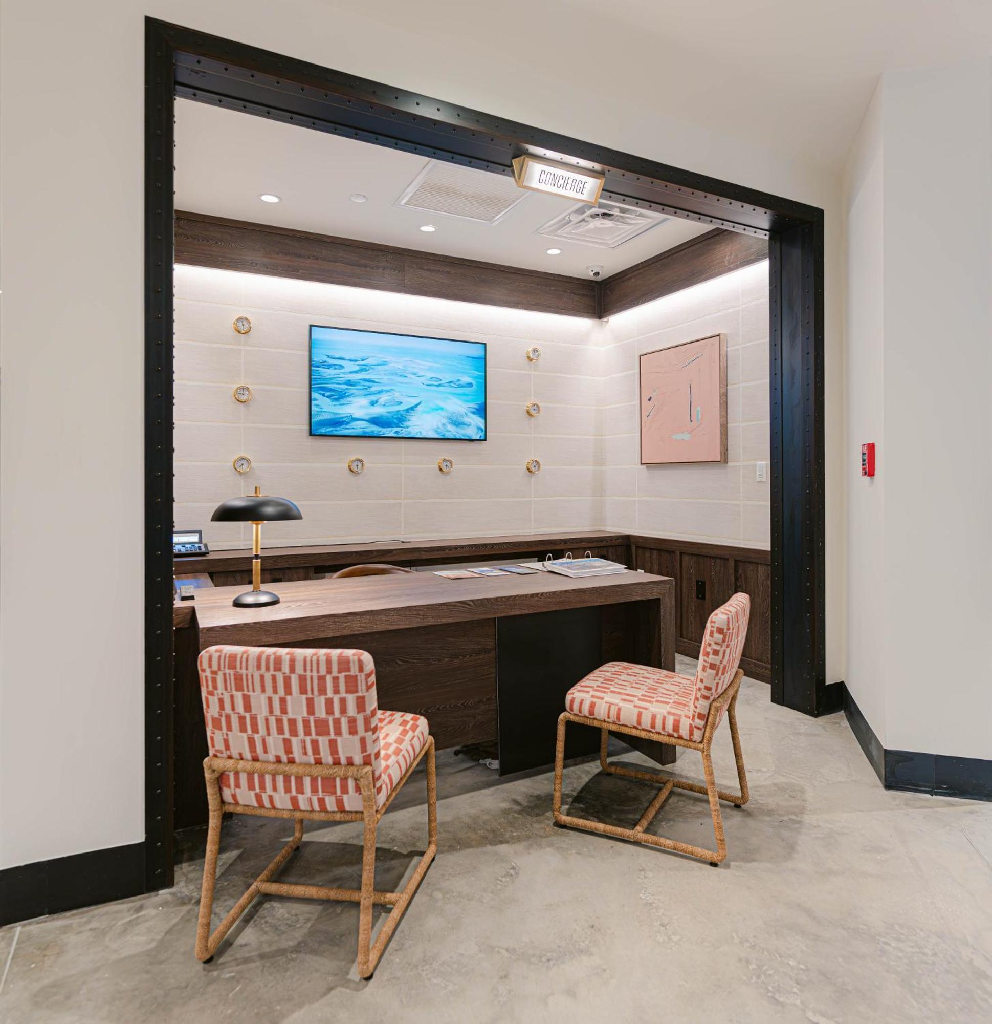 The Perry Naples Hotel