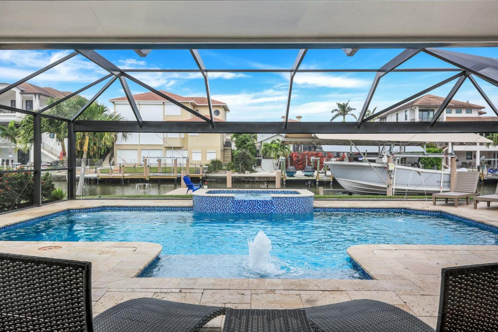Sunsation On The Water! - Walk To Vanderbilt Beach! Salt Water Pool! Naples