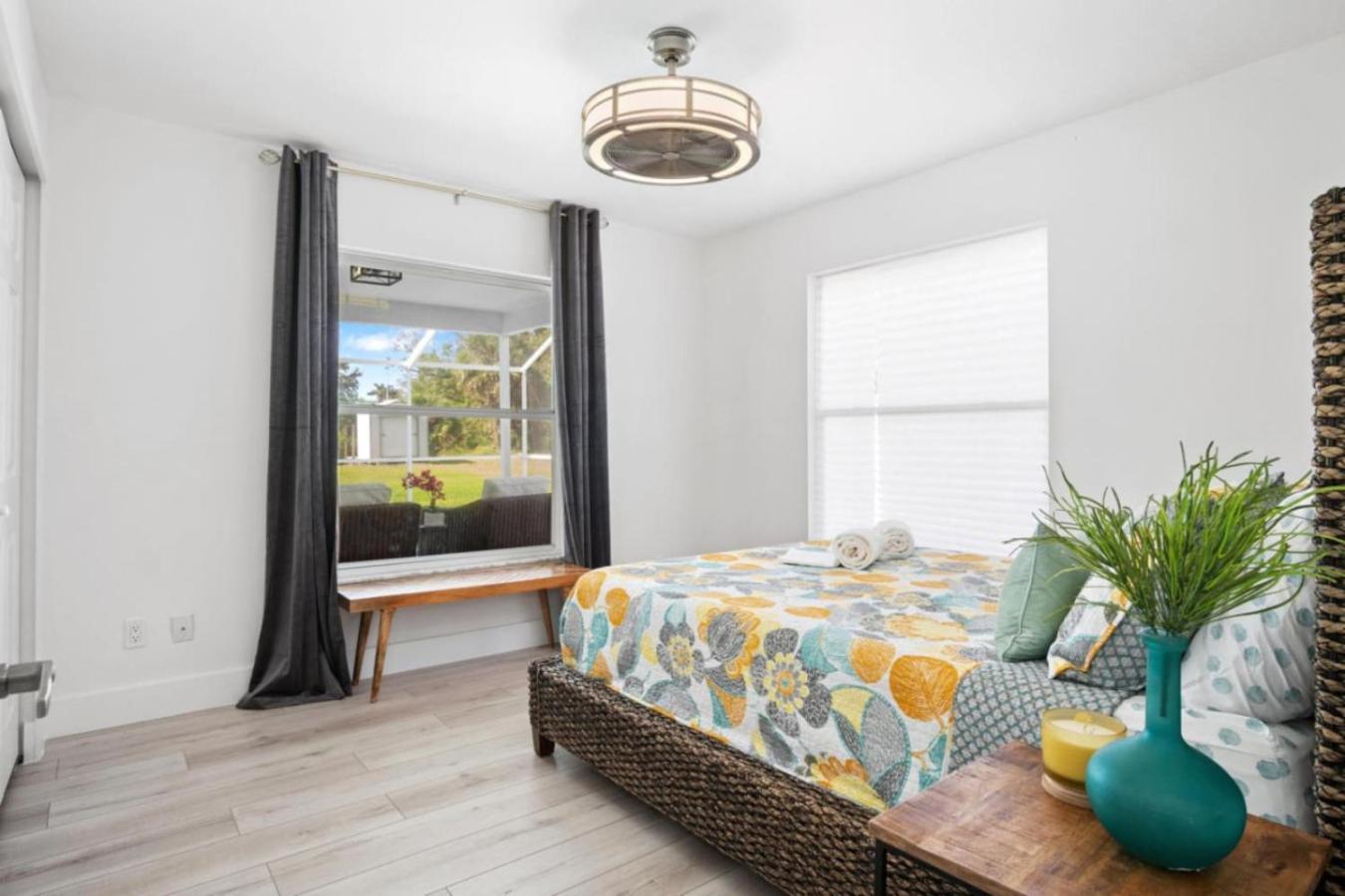 Modern Comfort In Naples, Close To Everything * Naples