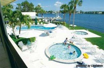 Hilton Vacation Club Charter Club Bay 3* Naples