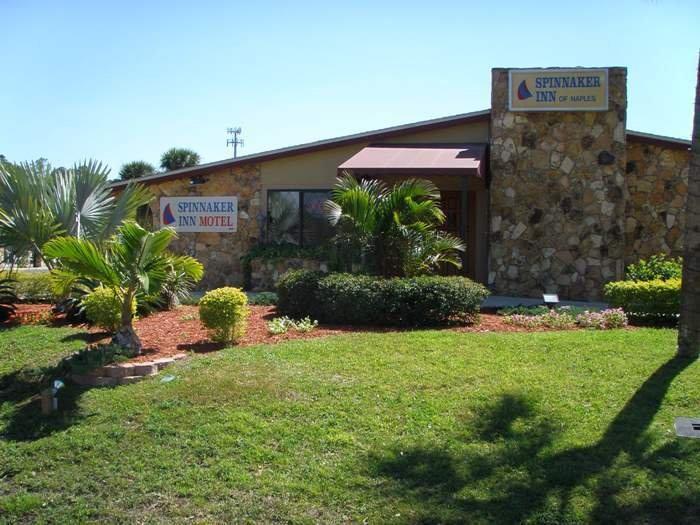 Spinnaker Of Motel