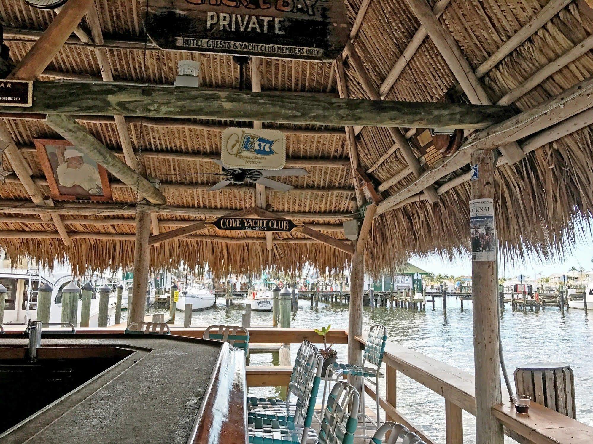 Cove On Bay Hotel 2*