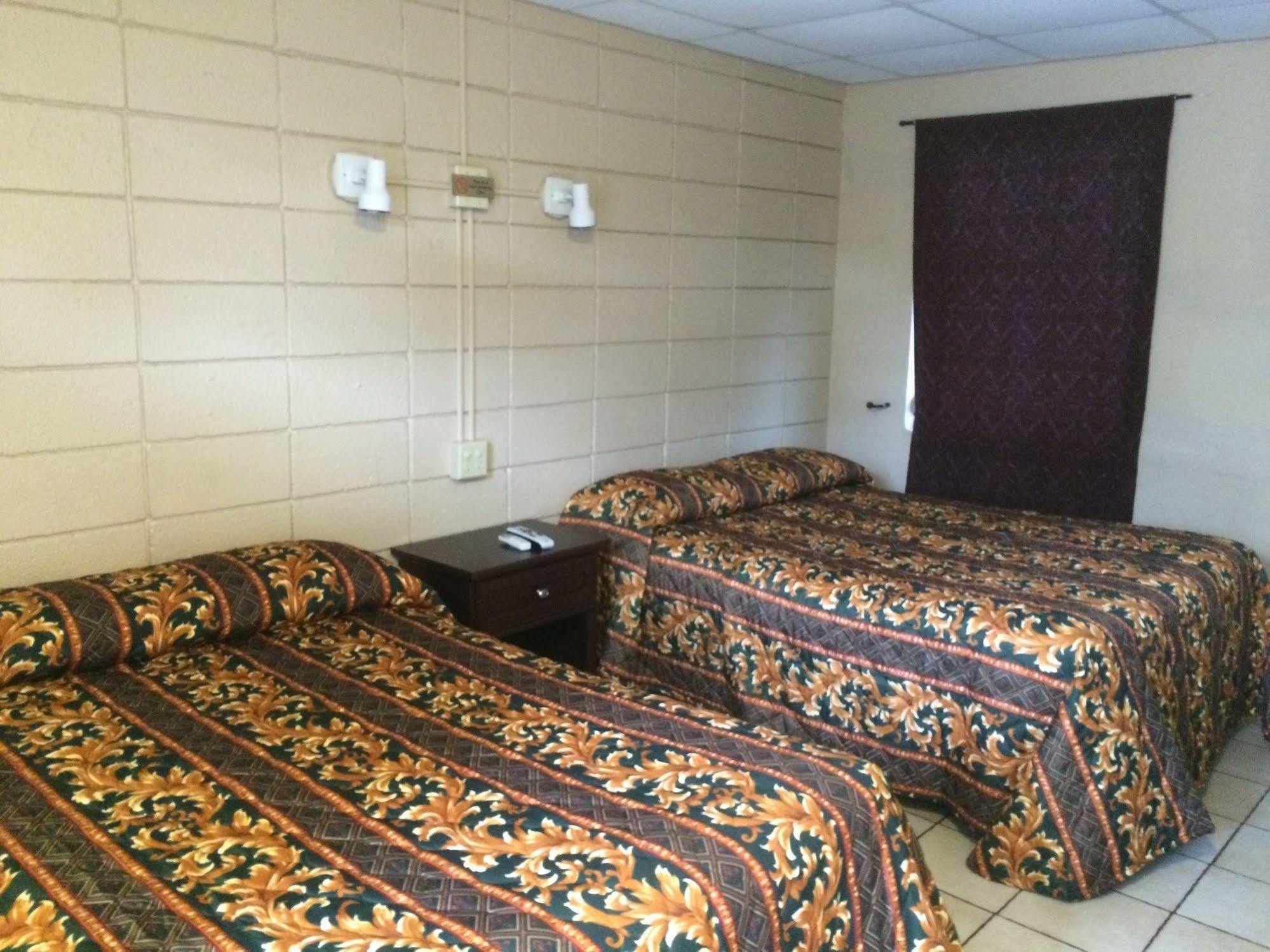 Sunrise Motel