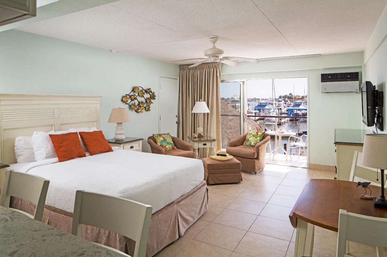 Hotel Cove On Bay Naples