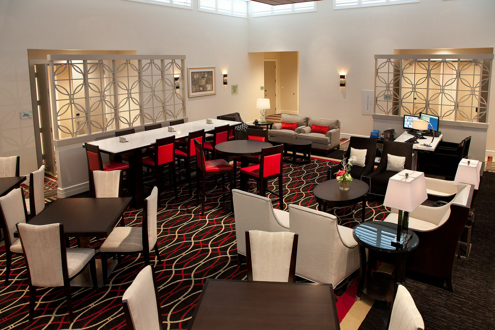 Club Level At On Fifth Hotel Naples