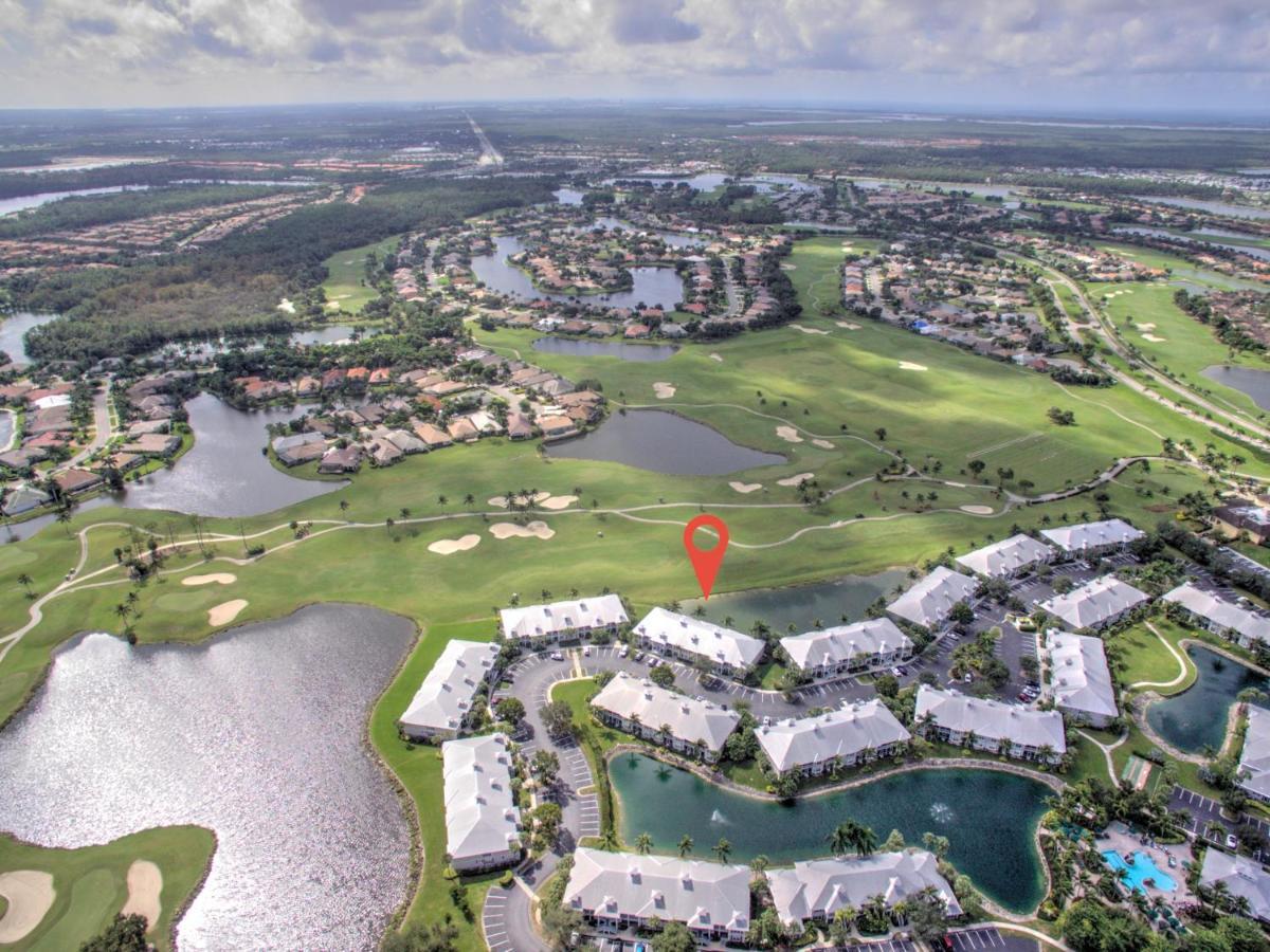 Holiday home **gorgeous First Floor In Greenlinks Of Lely -relax By The Pool, Golf At 2 Courses Or Enjoy Happy Hour Next Door!**