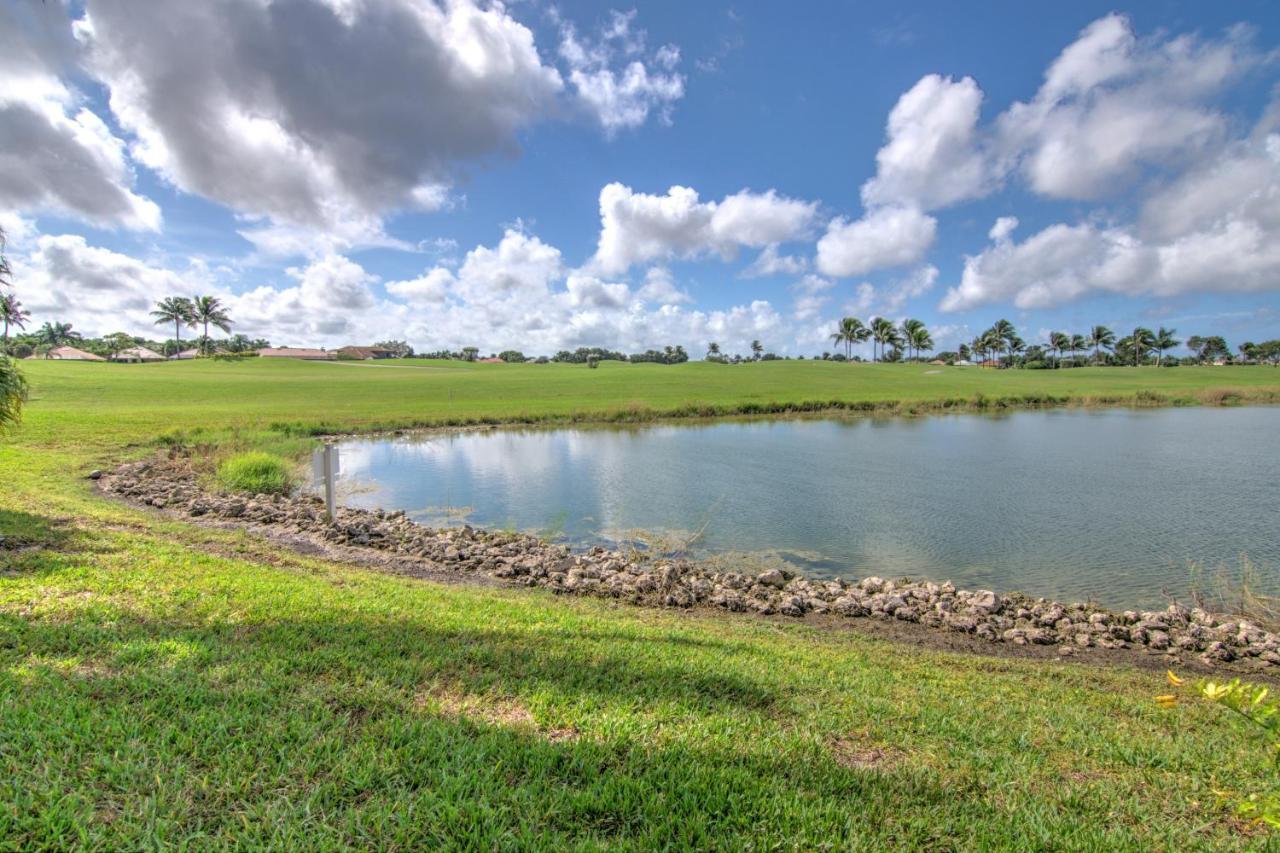 **gorgeous First Floor In Greenlinks Of Lely -relax By The Pool, Golf At 2 Courses Or Enjoy Happy Hour Next Door!** Naples