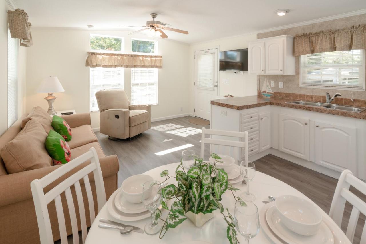 Holiday park Naples Rv 2*