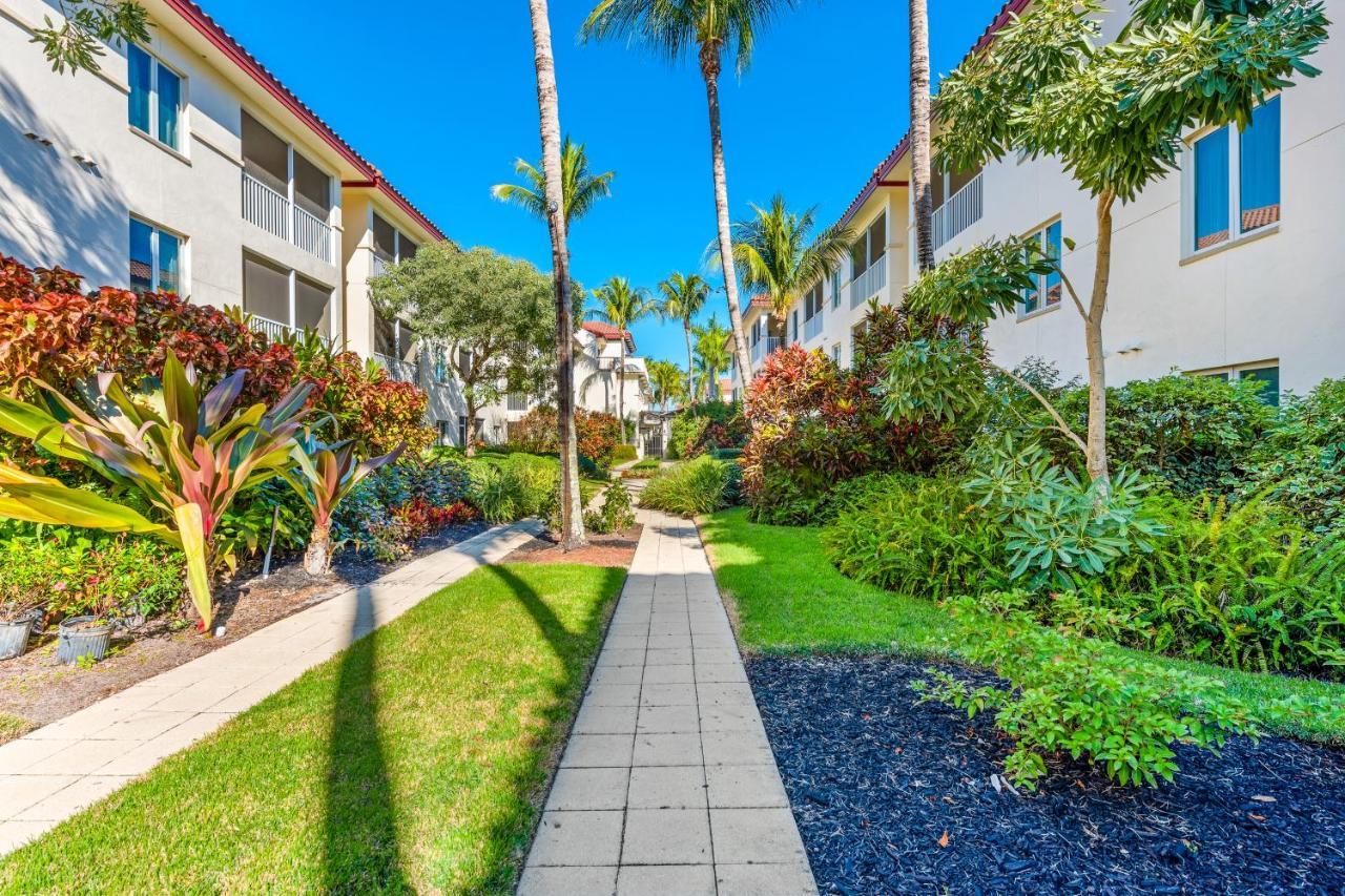 Sunny Slice Of Paradise Apartment