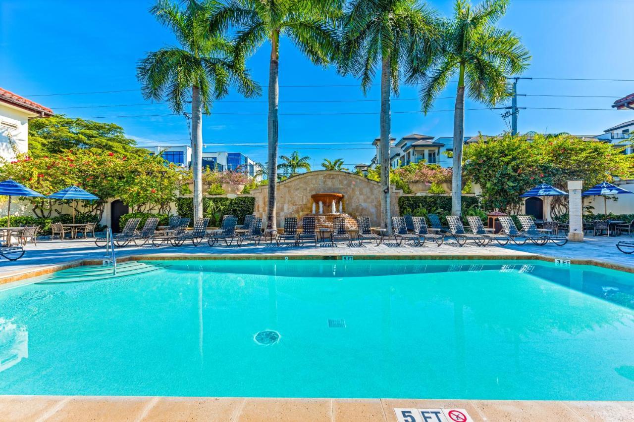 Sunny Slice Of Paradise *